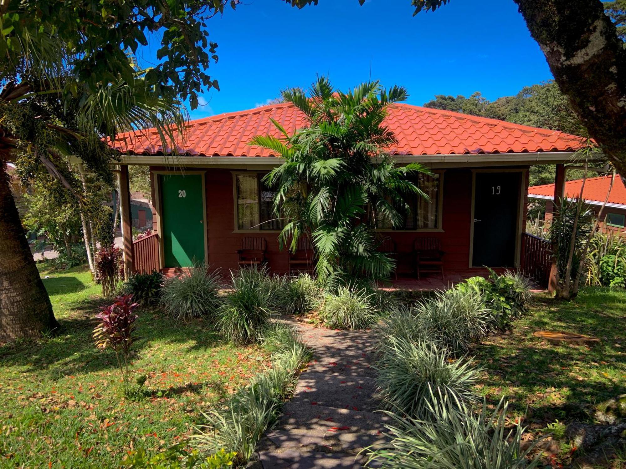 Hotel Montana Monteverde Bagian luar foto