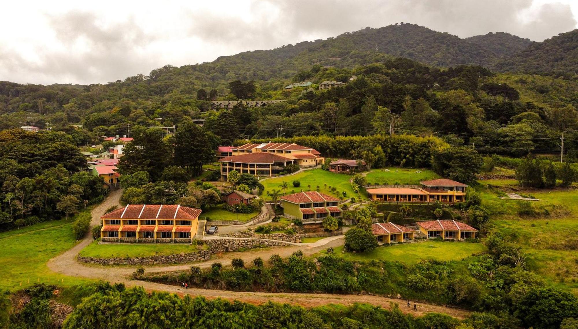 Hotel Montana Monteverde Bagian luar foto