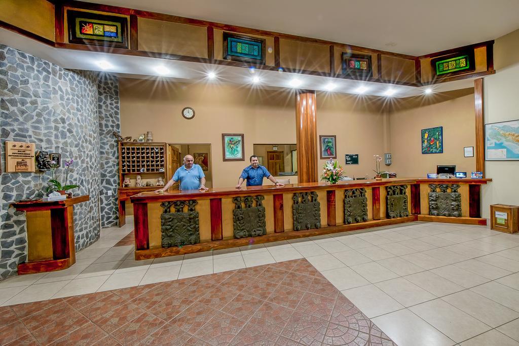 Hotel Montana Monteverde Bagian luar foto